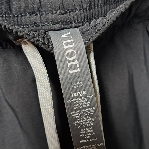 Men's Vuori Kore Shorts 5' Size L - Picture 3 of 3